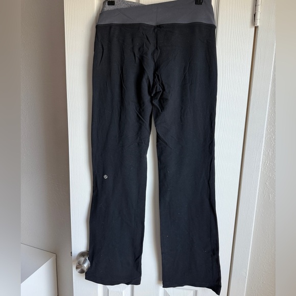 LULULEMON Groove Pant Black Low Rise Y2K Blue Waistband Yoga Pants Size 8 - Picture 4 of 8